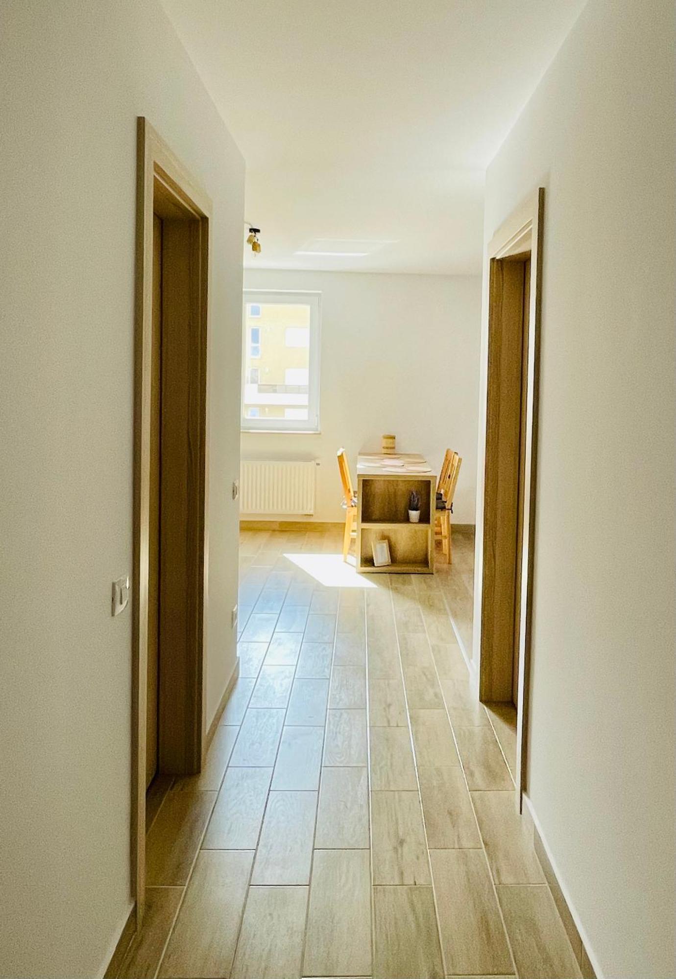 Apartament Mountain Crib In Urban Plaza W. Parking & Netflix Braszów Zewnętrze zdjęcie